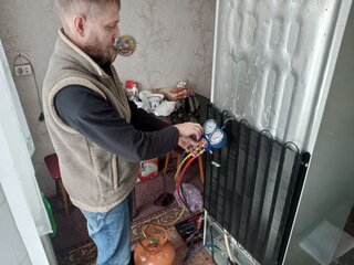 Бытовые холодильники