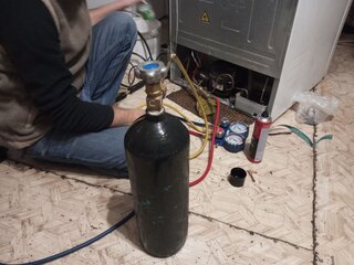 Бытовые холодильники